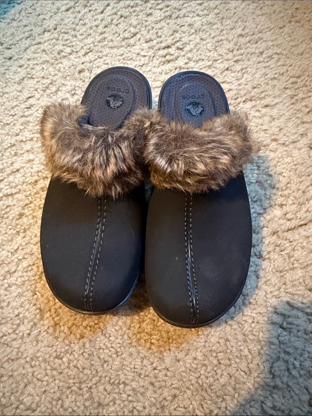 CROCS Brown Slip-On Clogs with Brown Faux Fur Trim